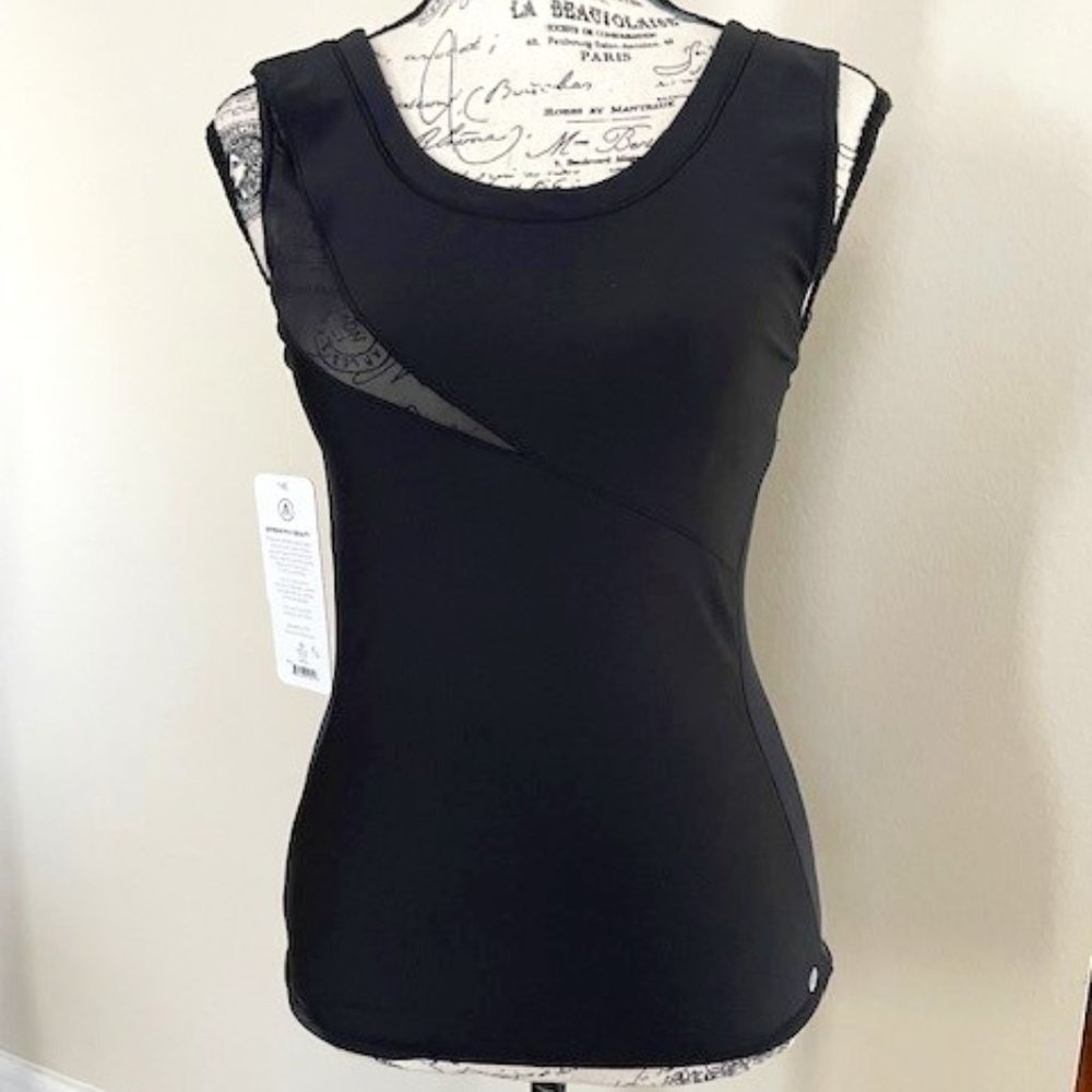 Amari Active Sliced Tank Top NWOT